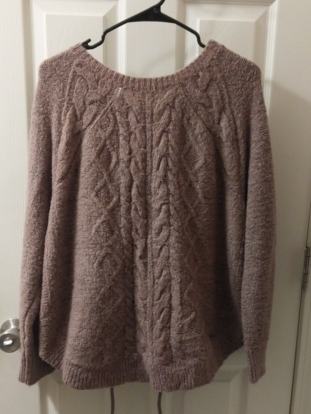 Simple Vera Wang -Back Pull Over Double Layer Sweater